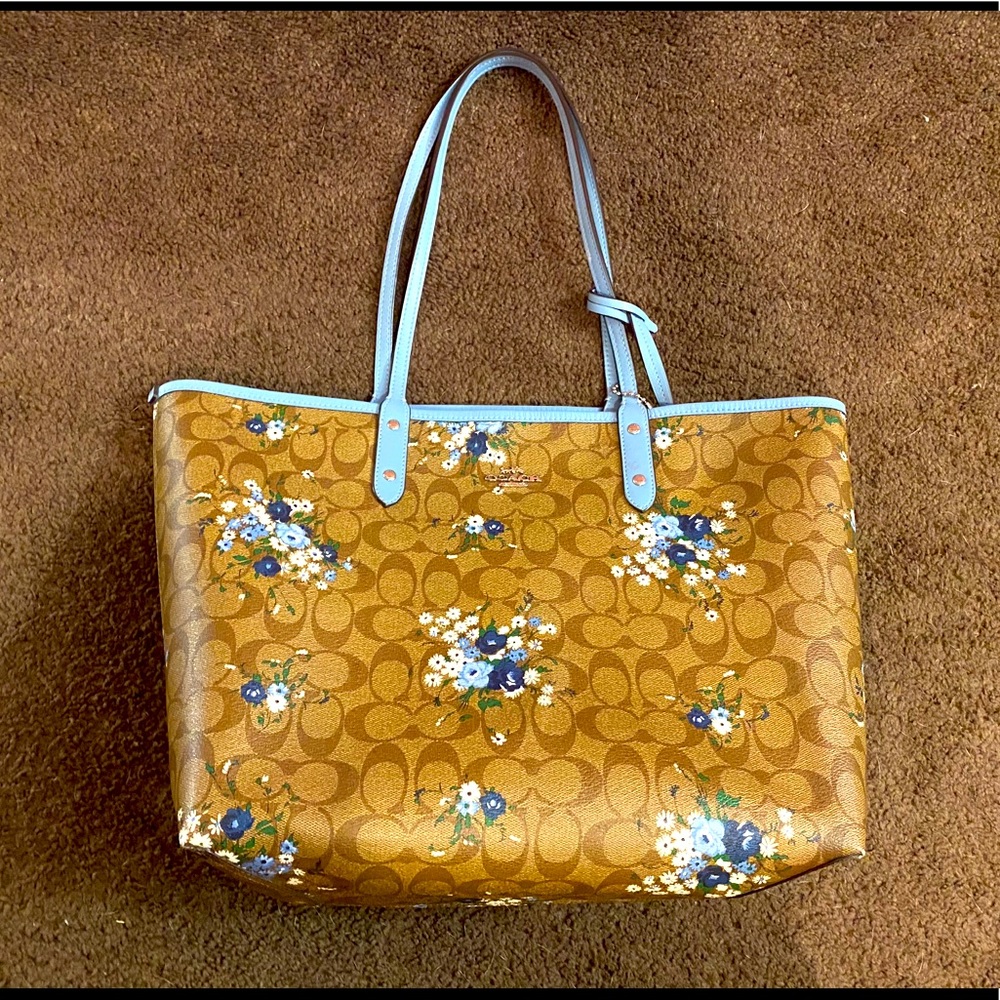 reversible coach tote!